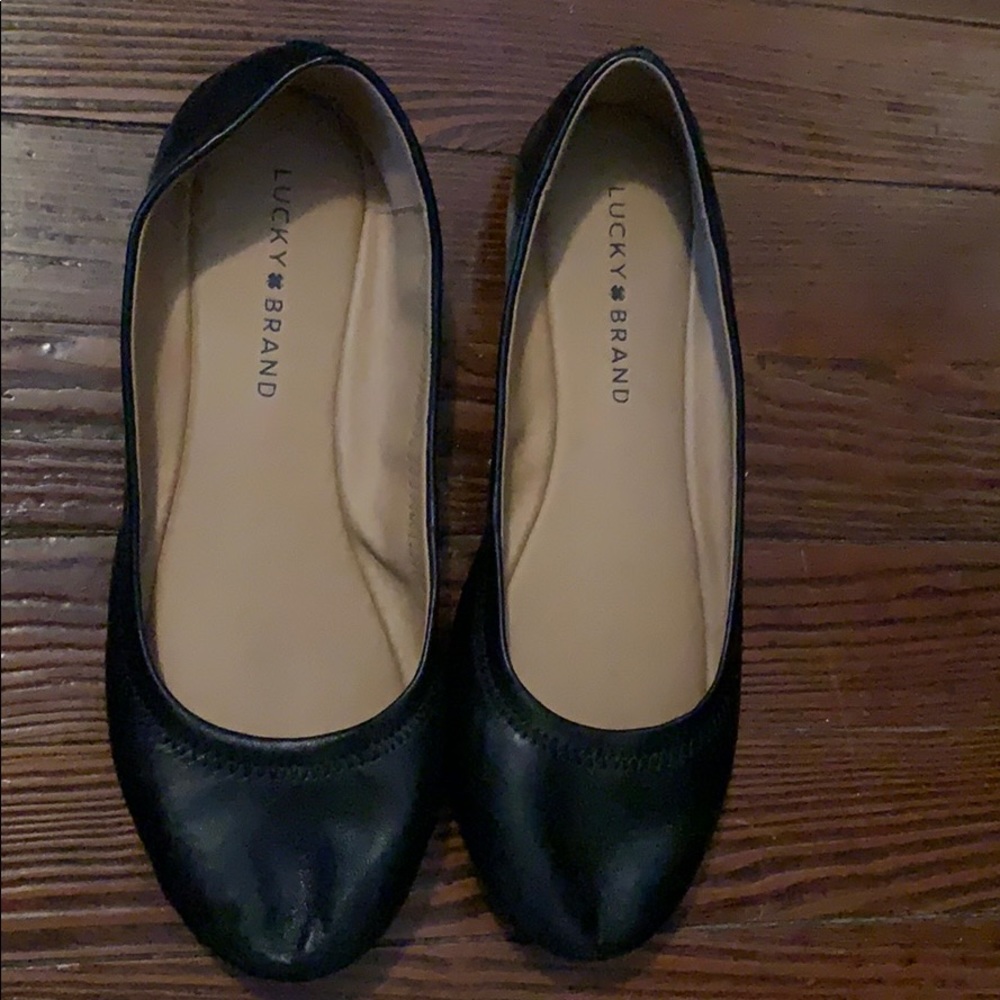 Lucky brand black leather flats